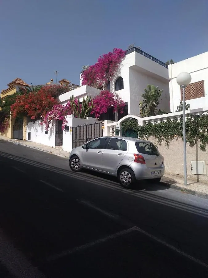 Vv Las Buganvillas Maspalomas - Cocina Y Habitaciones Con Banos Privados