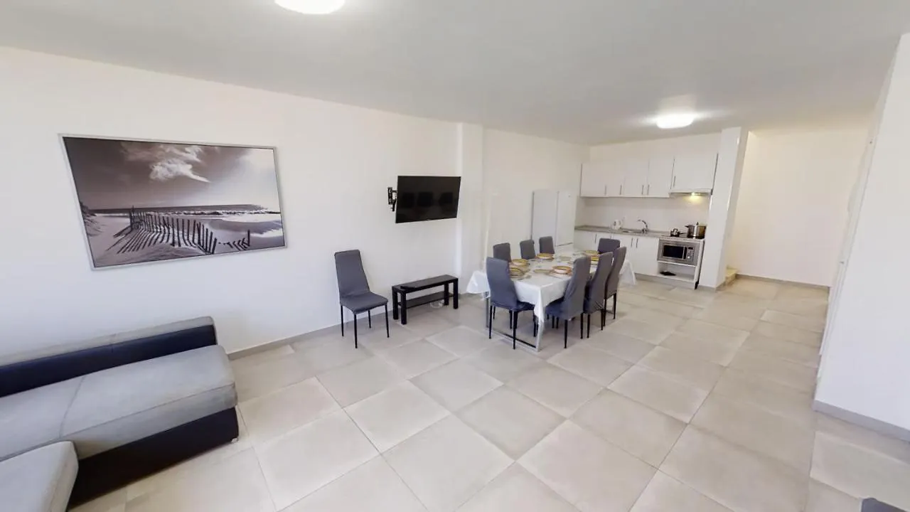 Vv Las Buganvillas Maspalomas - Cocina Y Habitaciones Con Banos Privados Spanien